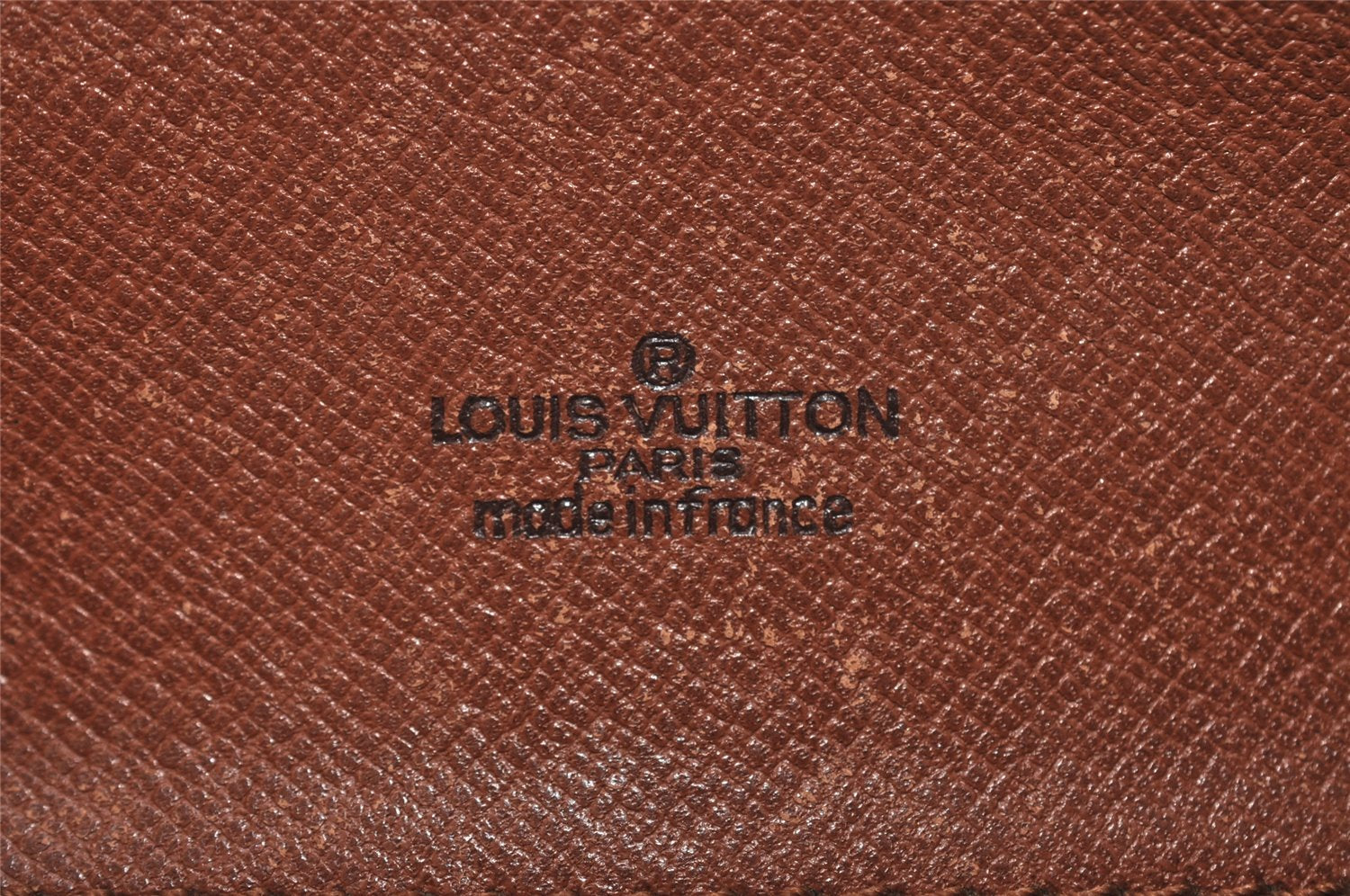 Authentic Louis Vuitton Monogram Saint Cloud MM M51243 Shoulder Cross Bag 5127I