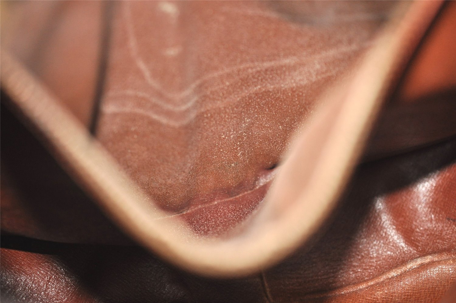 Authentic Louis Vuitton Monogram Saint Cloud GM M51242 Shoulder Cross Bag 5129I