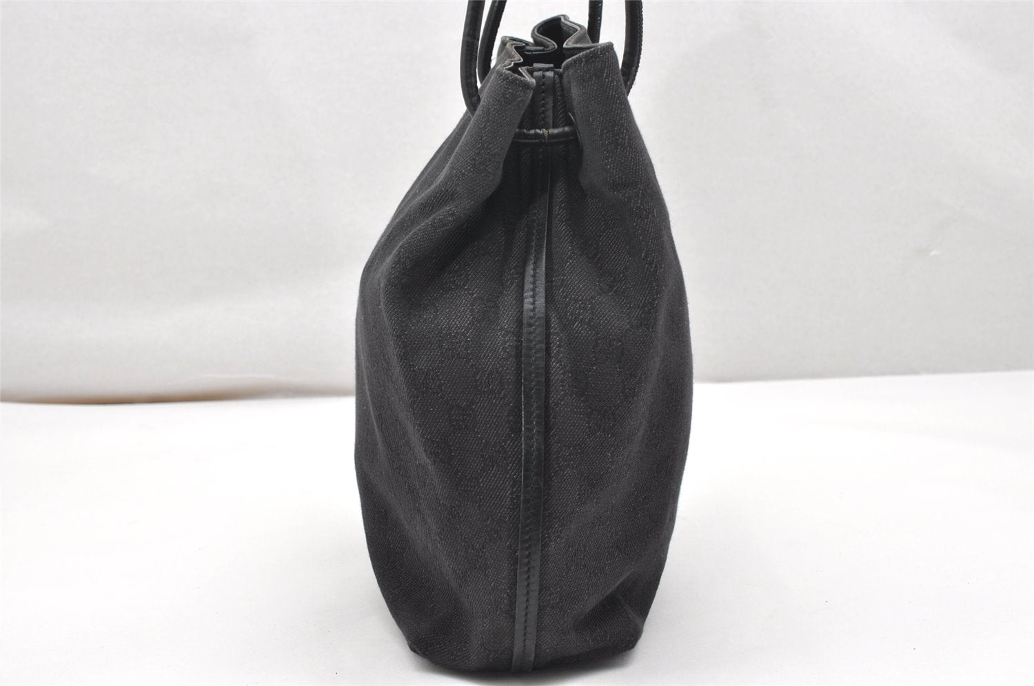 Authentic GUCCI Vintage Shoulder Tote Bag GG Canvas Leather 101341 Black 5130K