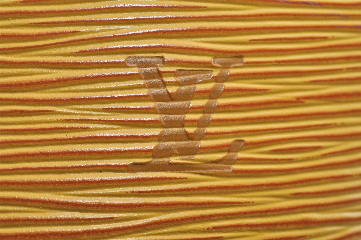 Authentic Louis Vuitton Epi Saint Jacques Hand Bag Yellow M52279 LV 5131I