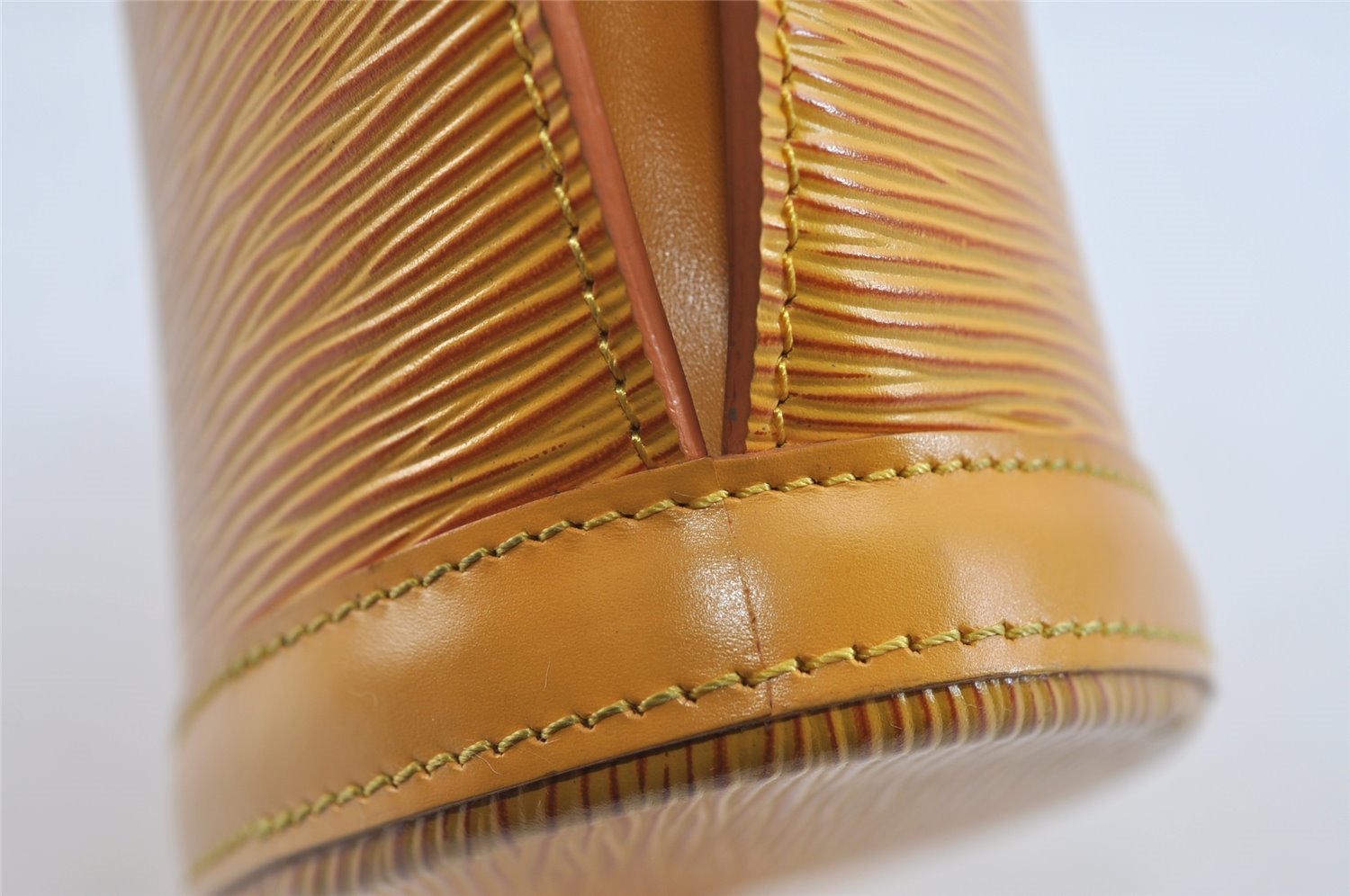 Authentic Louis Vuitton Epi Saint Jacques Hand Bag Yellow M52279 LV 5131I