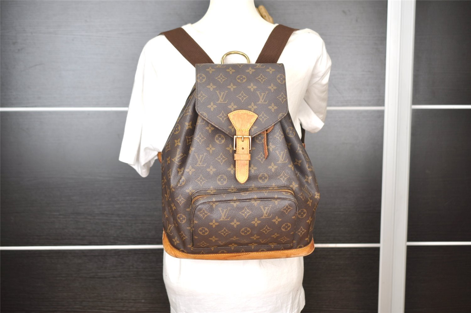 Authentic Louis Vuitton Monogram Montsouris GM Backpack M51135 LV 5134I