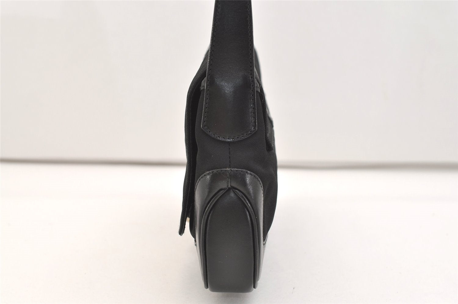 Authentic GUCCI Jackie Shoulder Hand Bag Canvas Leather 0013824 Black 5136J