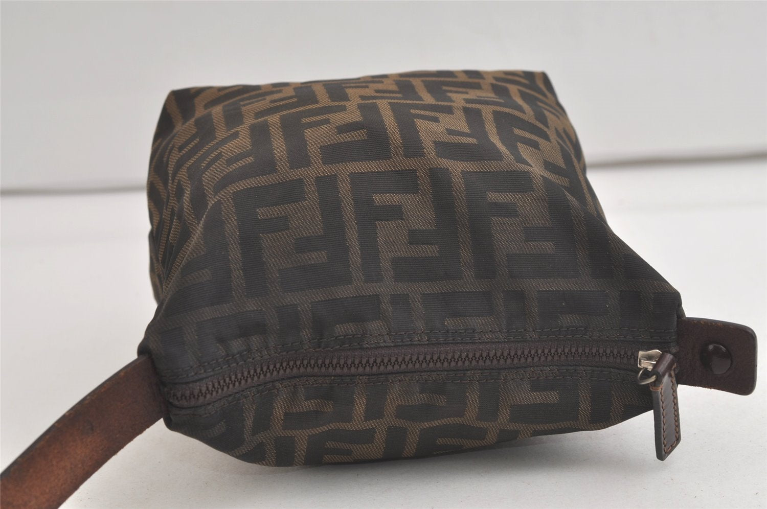 Authentic FENDI Zucca Hand Bag Pouch Nylon Leather Brown 5141K