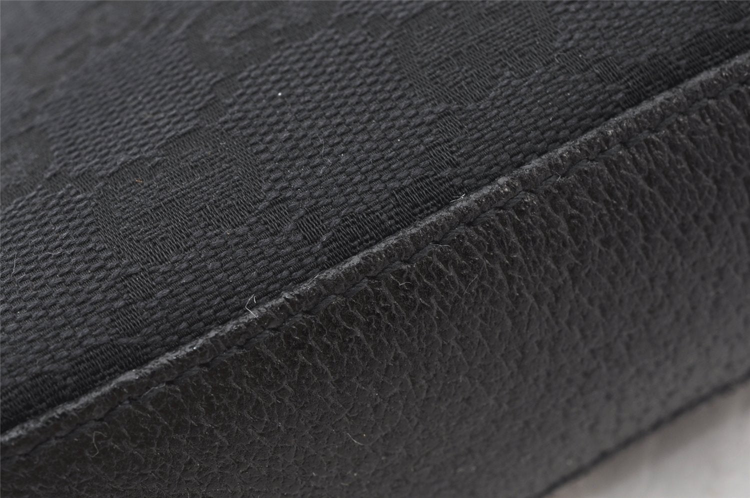 Authentic GUCCI Cosmetic Pouch Purse GG Canvas Leather 115237 Black 5144K