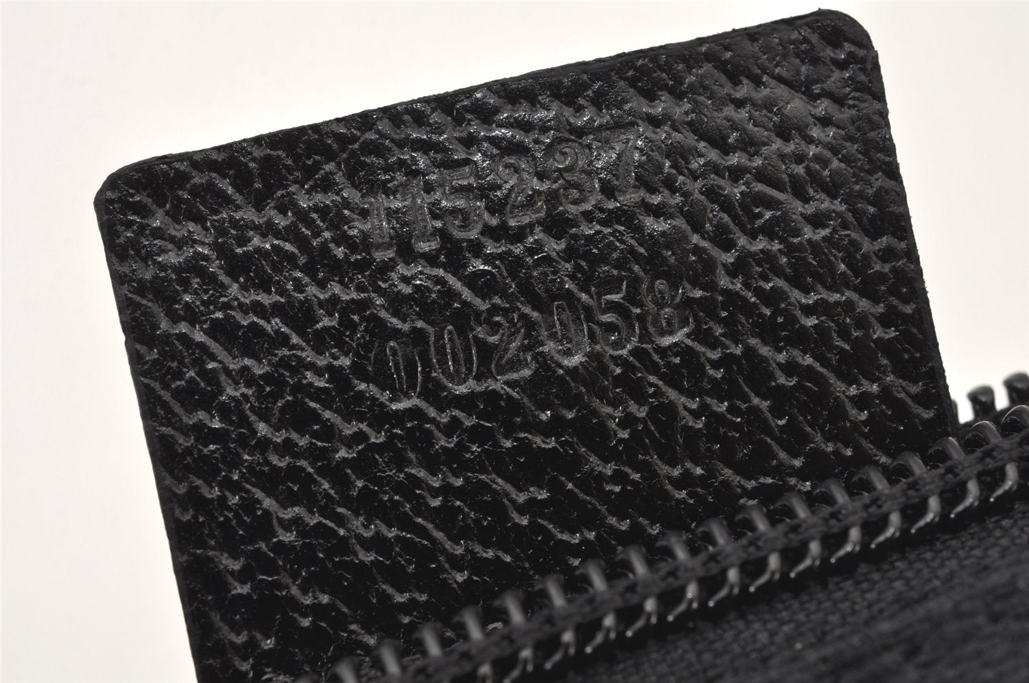 Authentic GUCCI Cosmetic Pouch Purse GG Canvas Leather 115237 Black 5144K