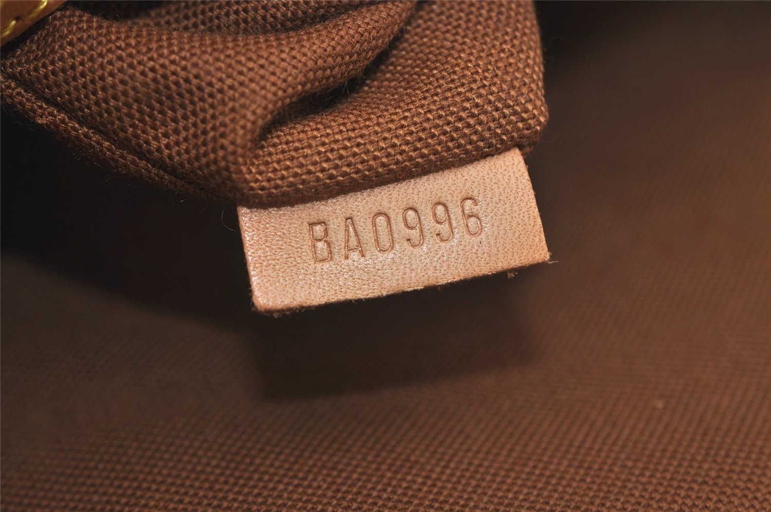 Authentic Louis Vuitton Monogram Alma Hand Bag Purse M51130 LV 5148J