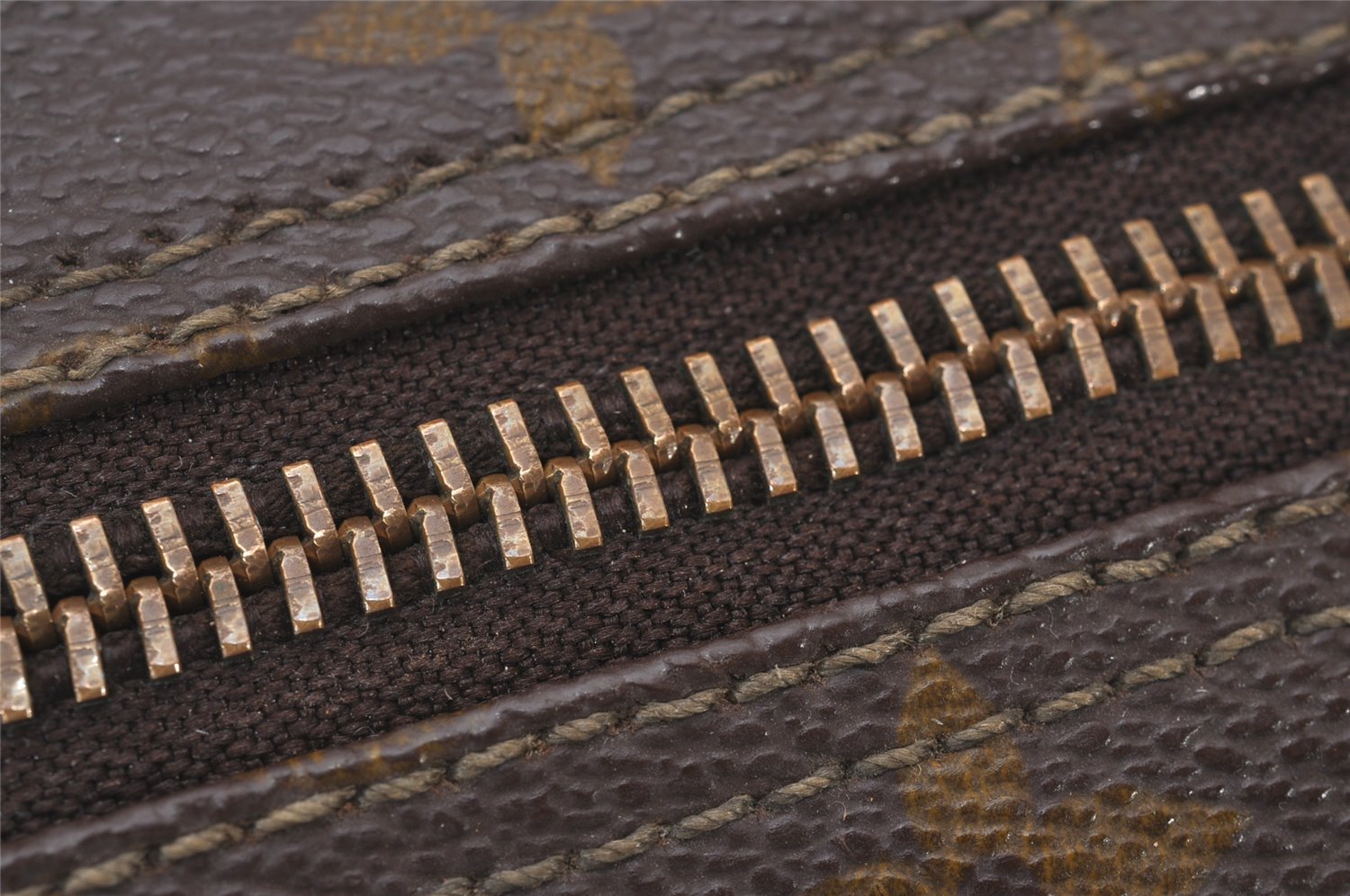 Authentic Louis Vuitton Monogram Papillon 30 Hand Bag Old Model LV 5151I