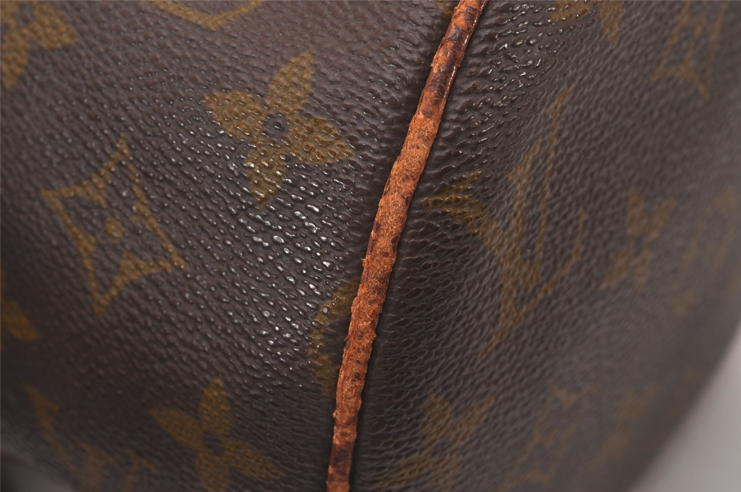 Authentic Louis Vuitton Monogram Papillon 30 Hand Bag Old Model LV 5151I