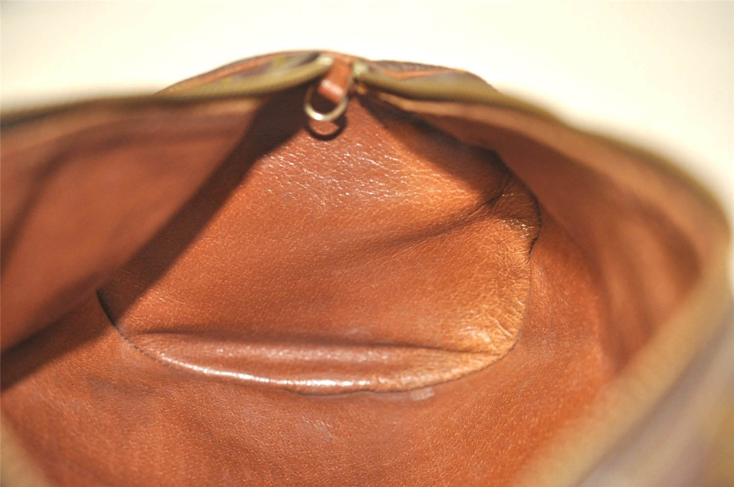 Authentic Louis Vuitton Monogram Papillon 30 Hand Bag Old Model LV 5151I