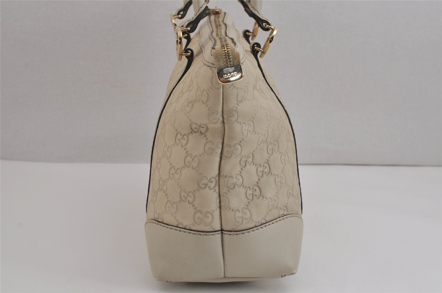 Authentic GUCCI Lovely Heart Guccissima GG Leather Tote Bag 257069 White 5153J