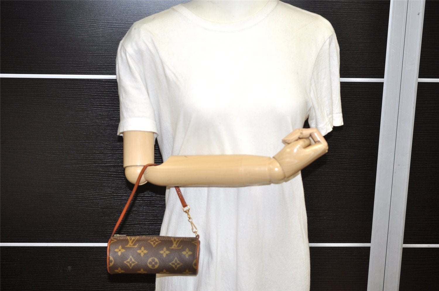 Authentic Louis Vuitton Monogram Papillon Pouch Old Model LV 5153K