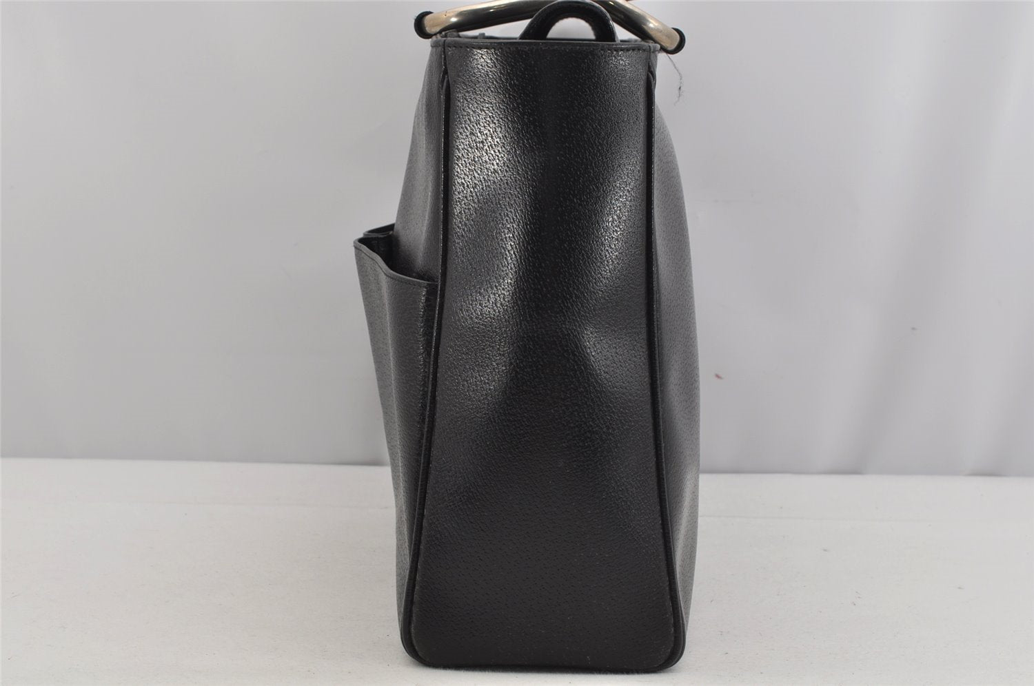 Authentic GUCCI Vintage Shoulder Hand Bag Leather Black Junk 5154J