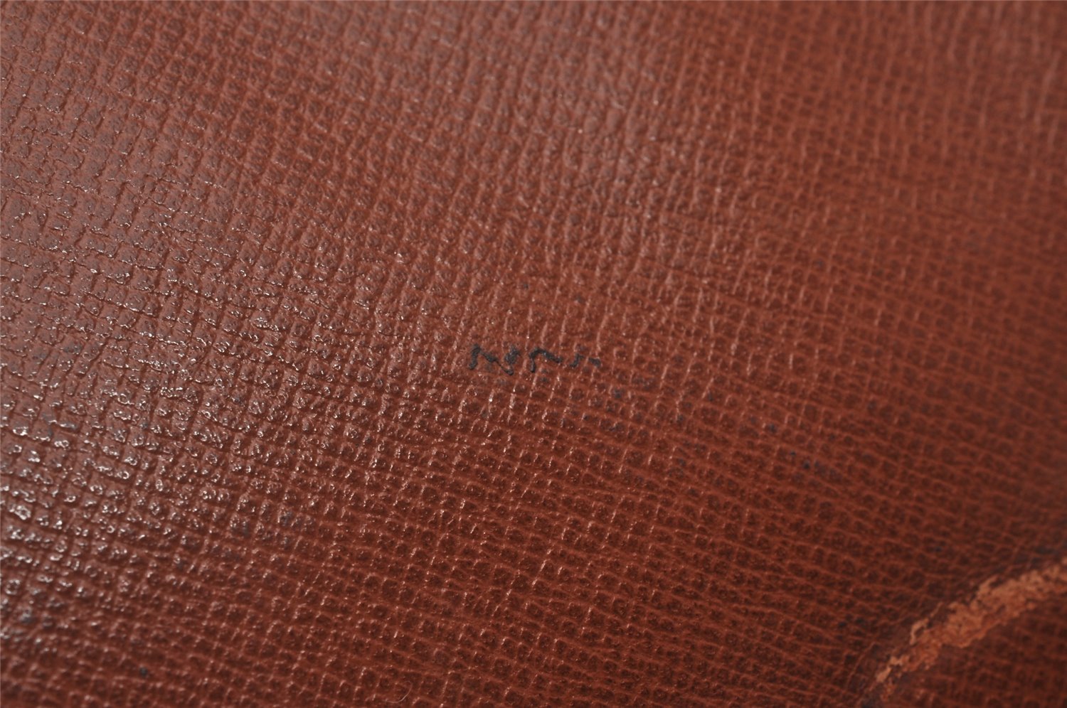 Authentic Louis Vuitton Monogram Saint Cloud MM M51243 Shoulder Cross Bag 5155I