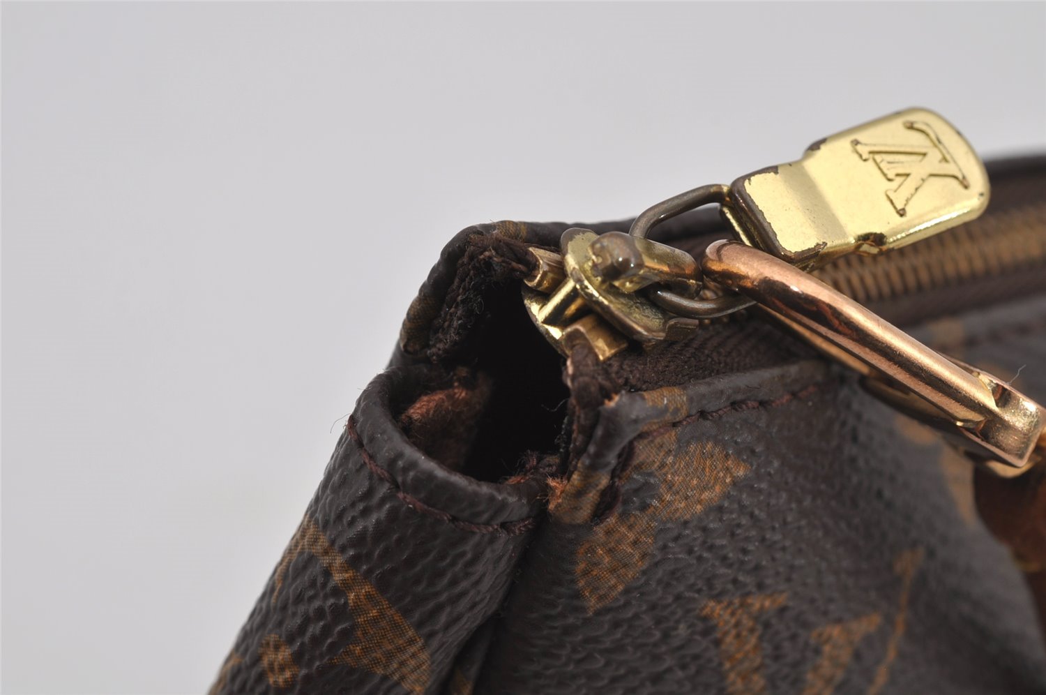 Authentic Louis Vuitton Monogram Pochette Accessoires Pouch M51980 LV 5156J