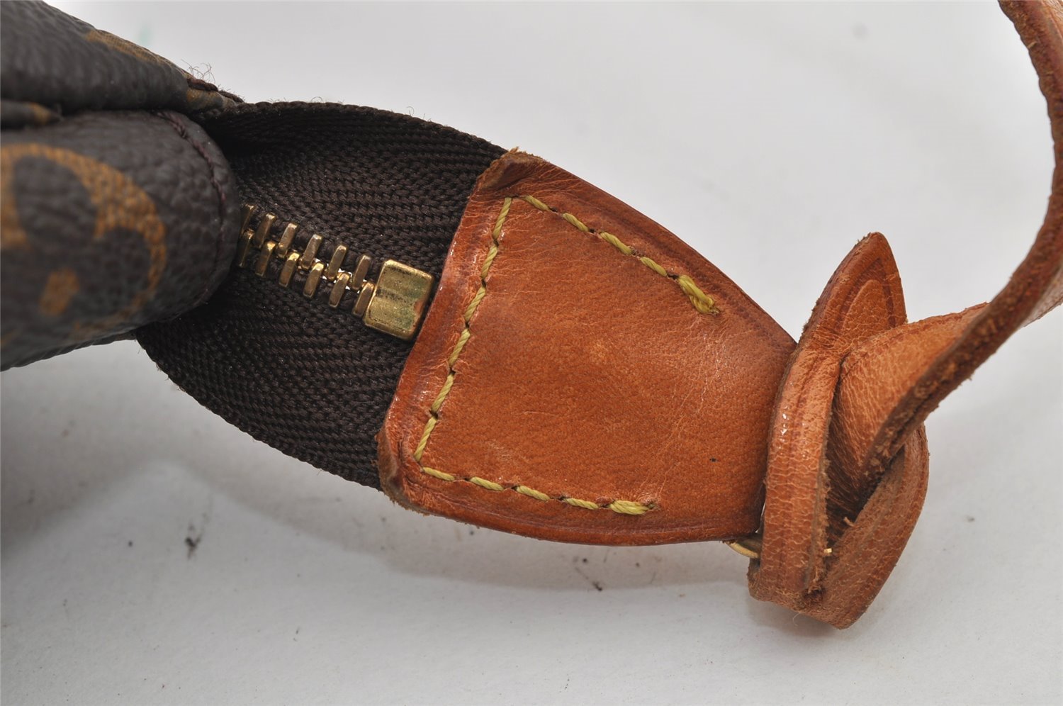 Authentic Louis Vuitton Monogram Pochette Accessoires Pouch M51980 LV 5156J