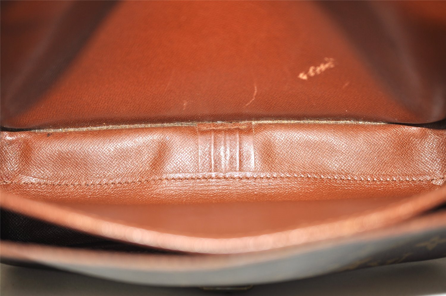 Authentic Louis Vuitton Monogram Cartouchiere GM M51252 Shoulder Cross Bag 5156K