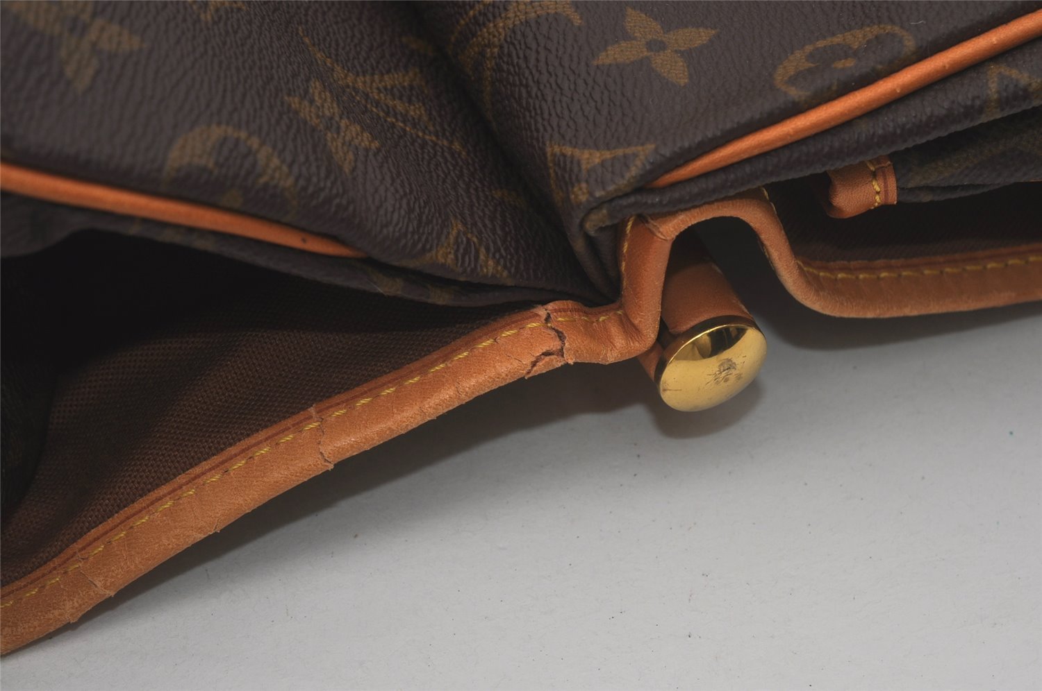 Auth Louis Vuitton Monogram Sac Chasse 2Way Shoulder Boston Bag M41140 LV 5158I