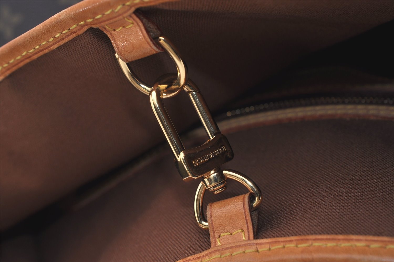 Authentic Louis Vuitton Monogram Batignolles Horizontal Tote Bag M51154 LV 5159J