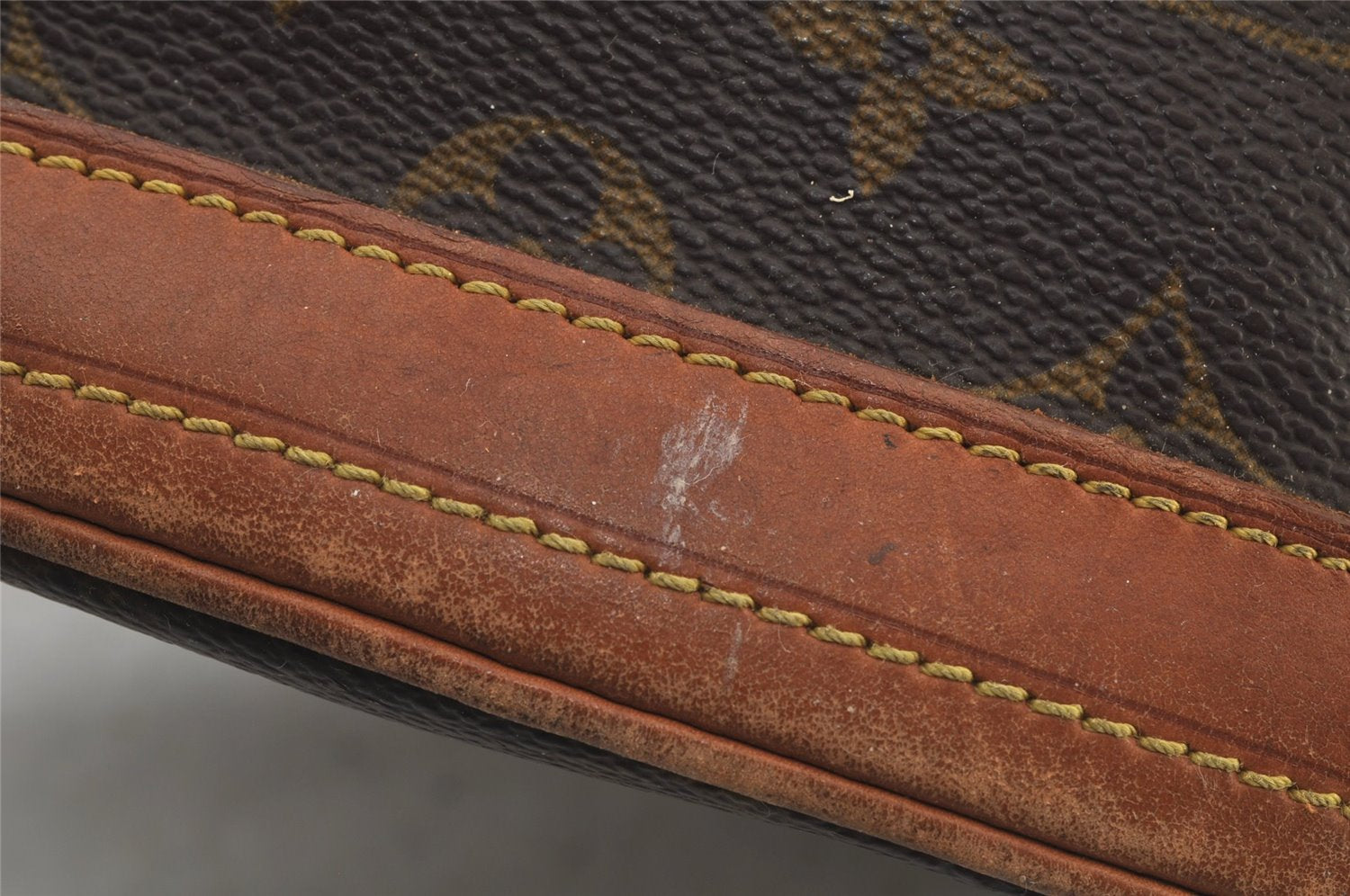 Authentic Louis Vuitton Monogram Bucket GM Shoulder Tote Bag M42236 Junk 5160J