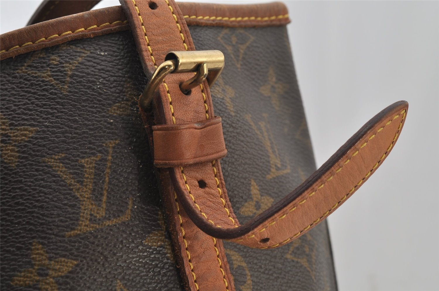 Authentic Louis Vuitton Monogram Bucket GM Shoulder Tote Bag M42236 Junk 5160J