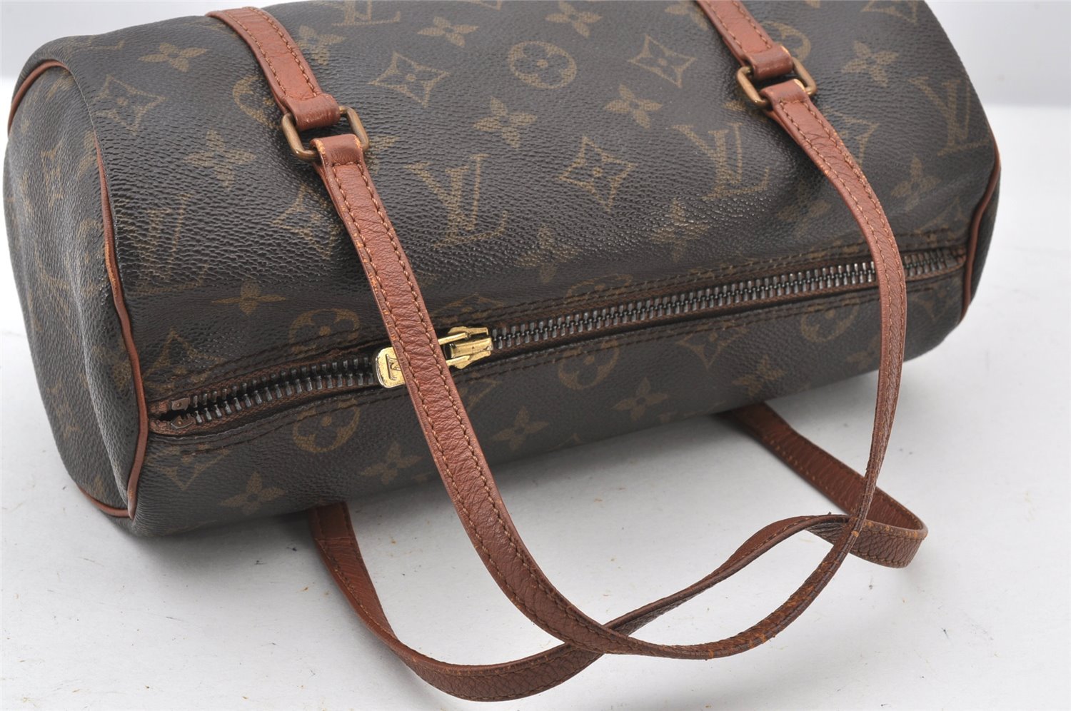 Authentic Louis Vuitton Monogram Papillon 26 Hand Bag Old Model LV 5163K