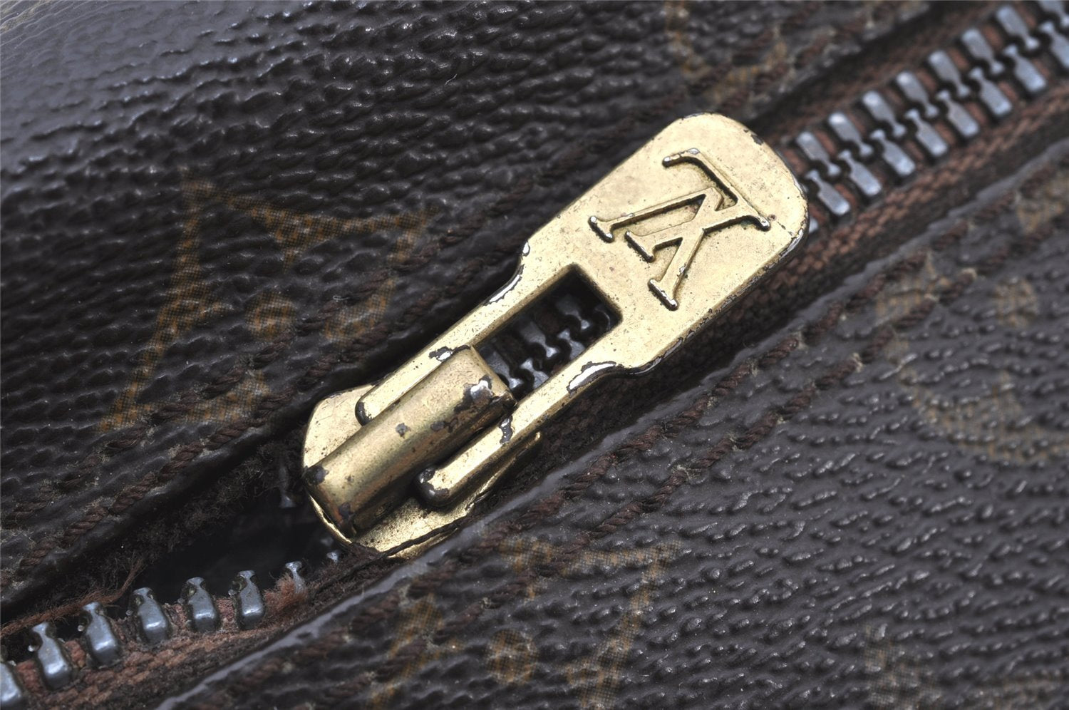 Authentic Louis Vuitton Monogram Papillon 26 Hand Bag Old Model LV 5163K