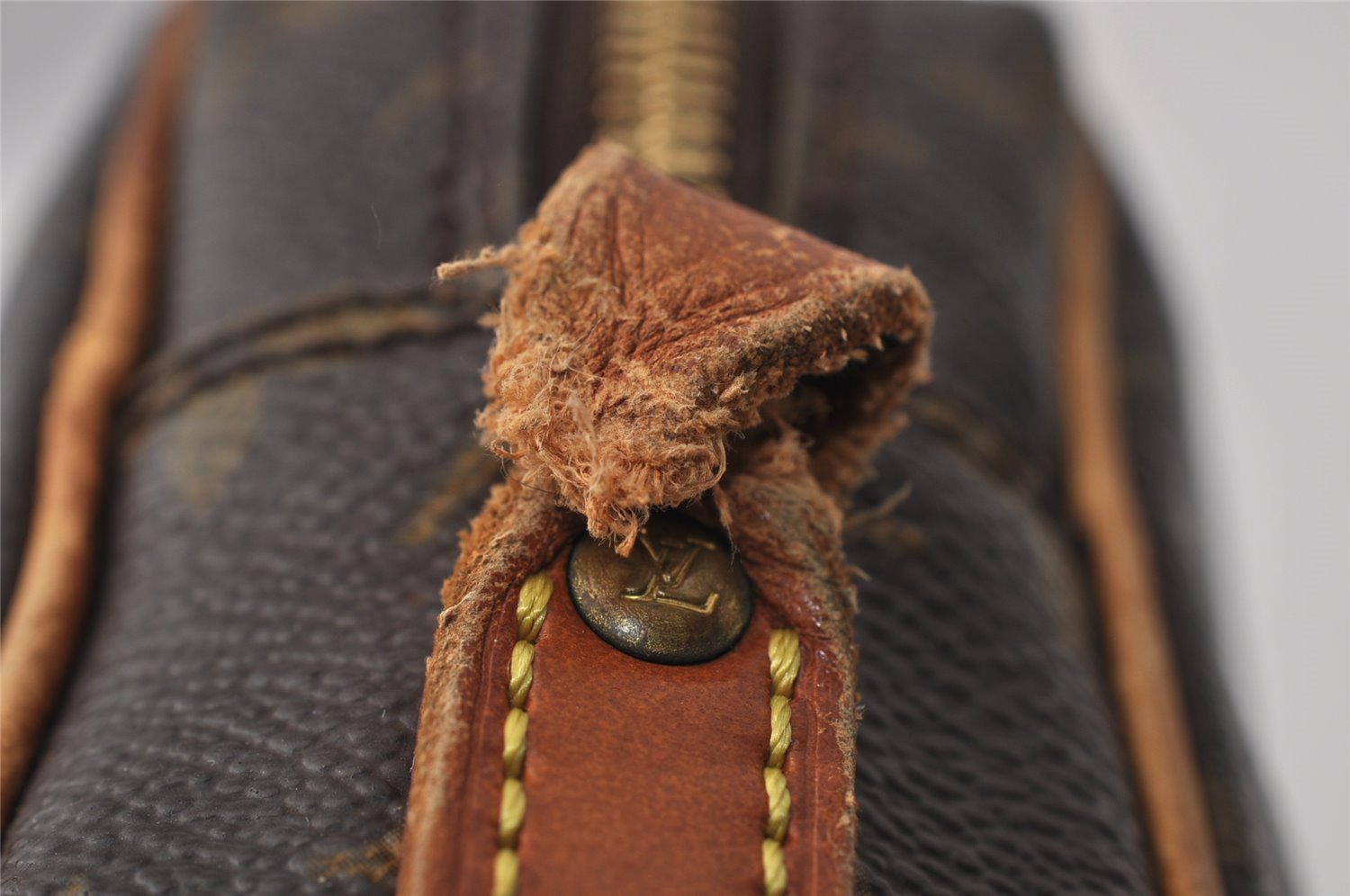 Authentic Louis Vuitton Monogram Amazone Shoulder Cross Bag M45236 LV Junk 5164I