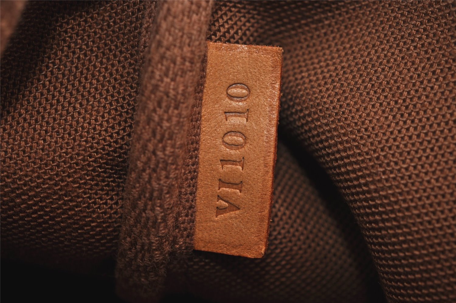 Authentic Louis Vuitton Monogram Pochette Accessoires Pouch M51980 LV 5165J