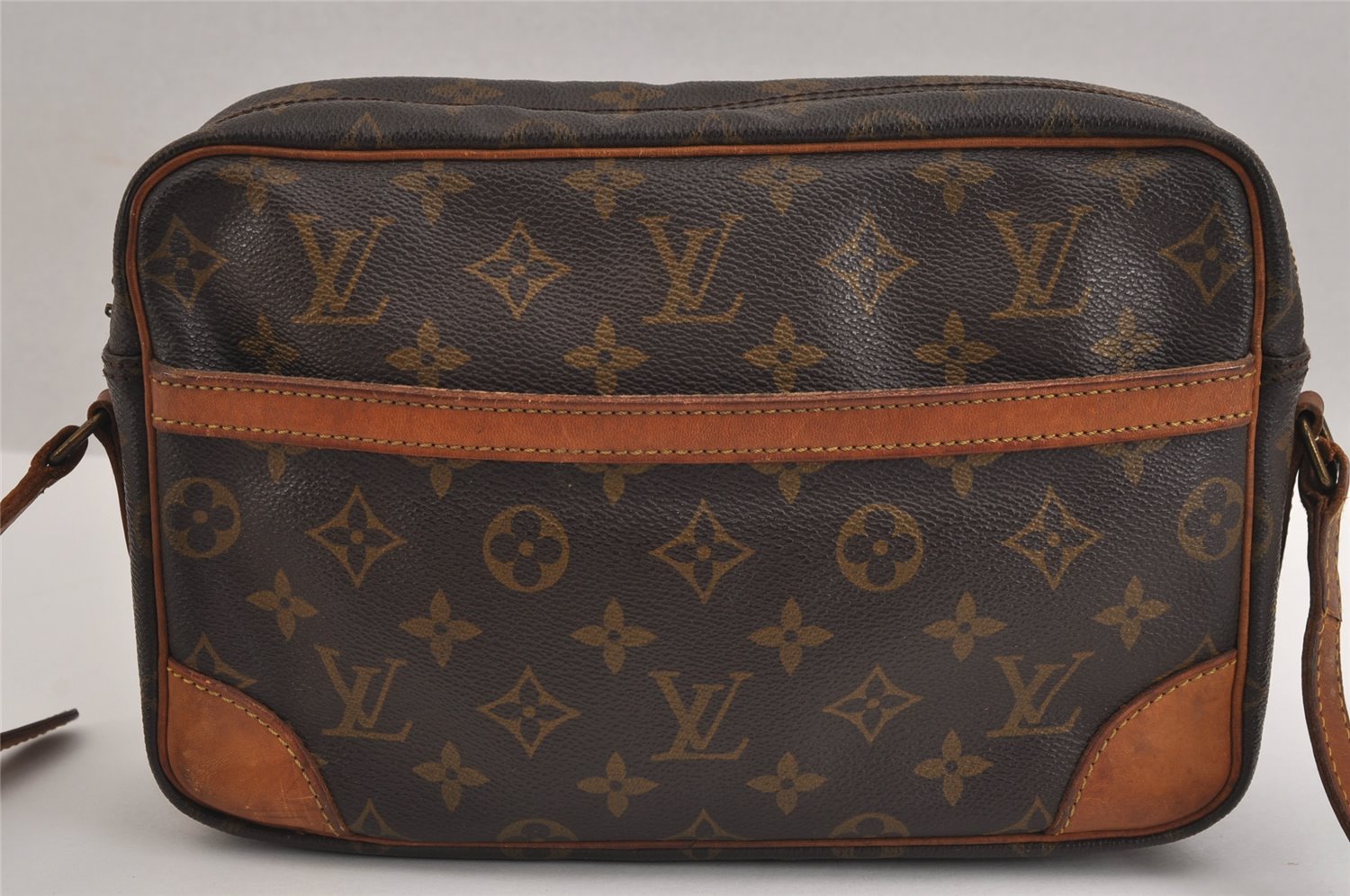 Authentic Louis Vuitton Monogram Trocadero 27 Shoulder Bag M51274 Junk 5166J