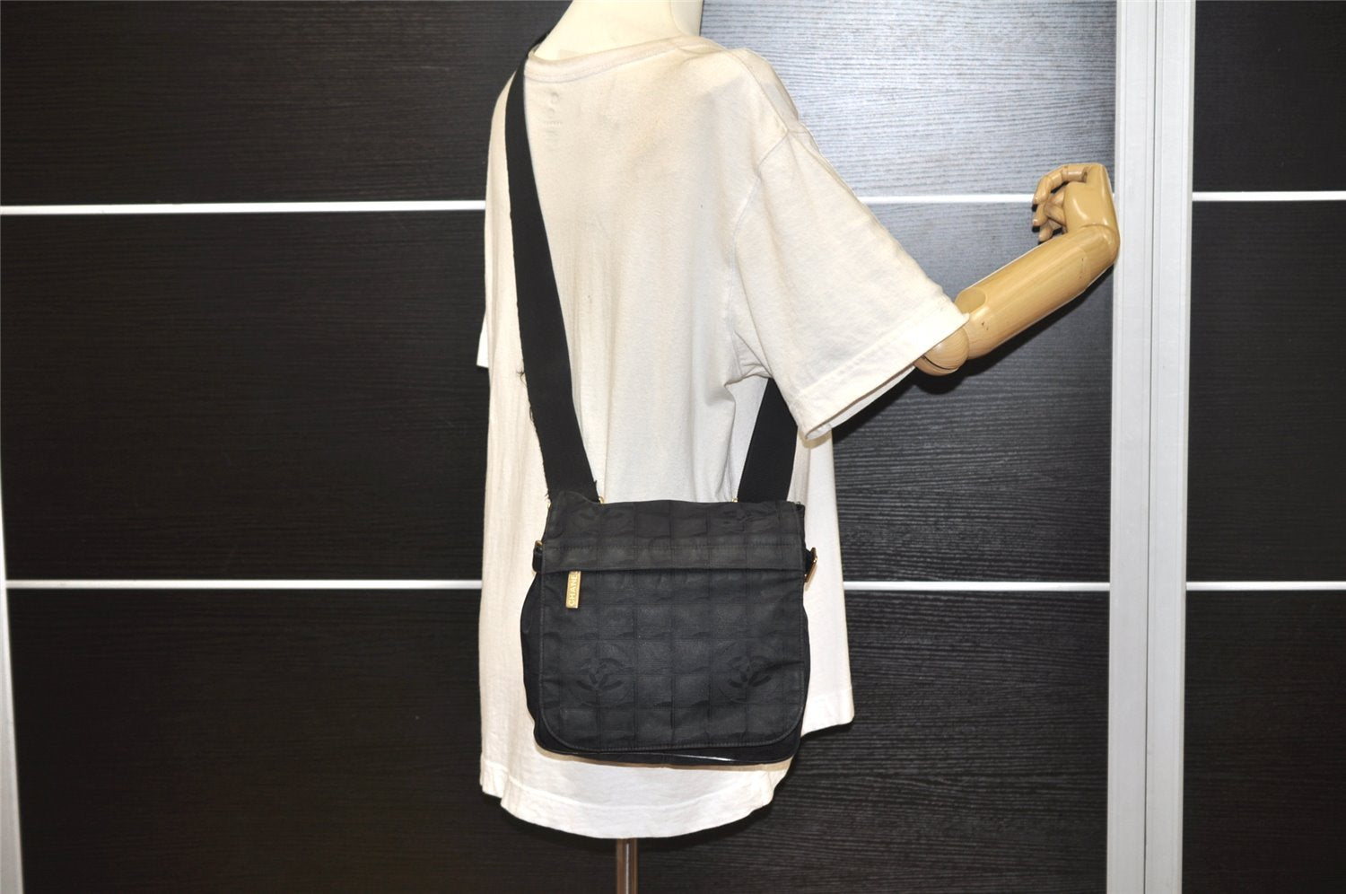 Authentic CHANEL New Travel Line Shoulder Cross Bag Nylon Leather Black 5167K
