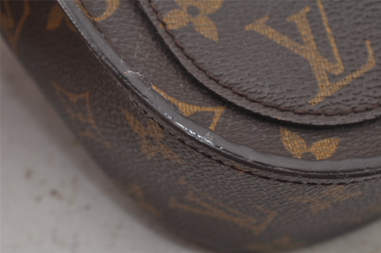 Authentic Louis Vuitton Monogram Saint Cloud GM M51242 Shoulder Cross Bag 5176J