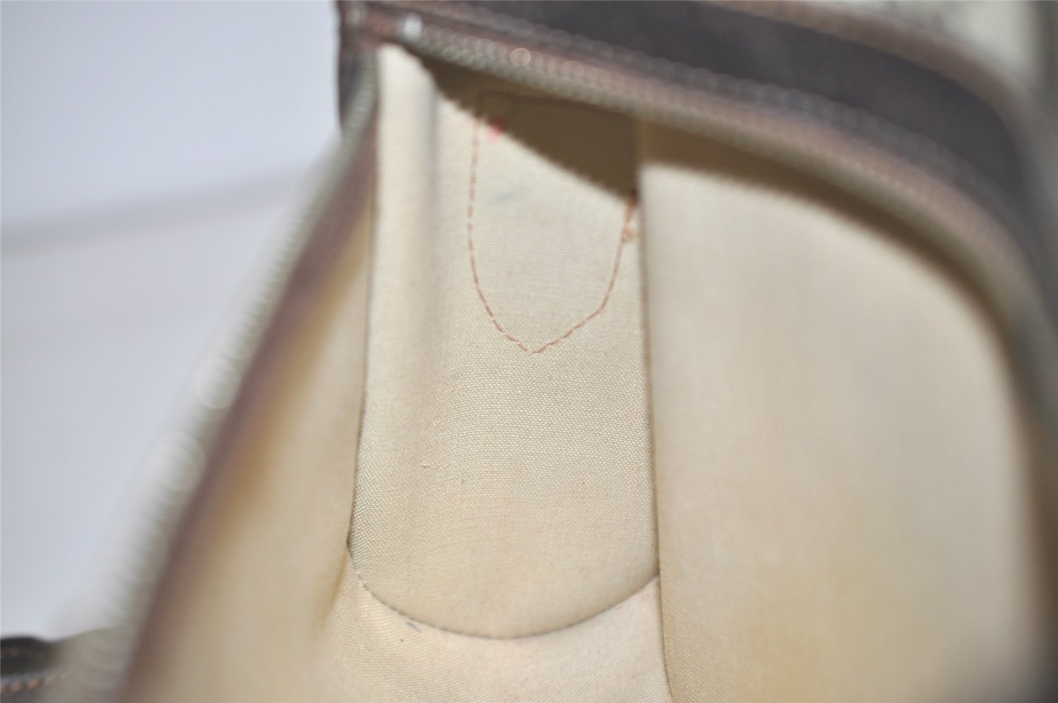 Authentic GUCCI Vintage Shoulder Cross Body Bag Purse GG PVC Leather Brown 5177I