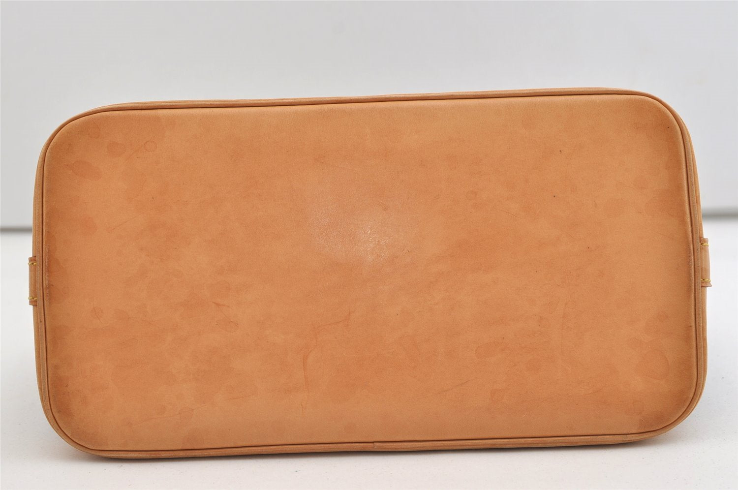 Authentic Louis Vuitton Monogram Alma Hand Bag Purse M51130 LV 5177J