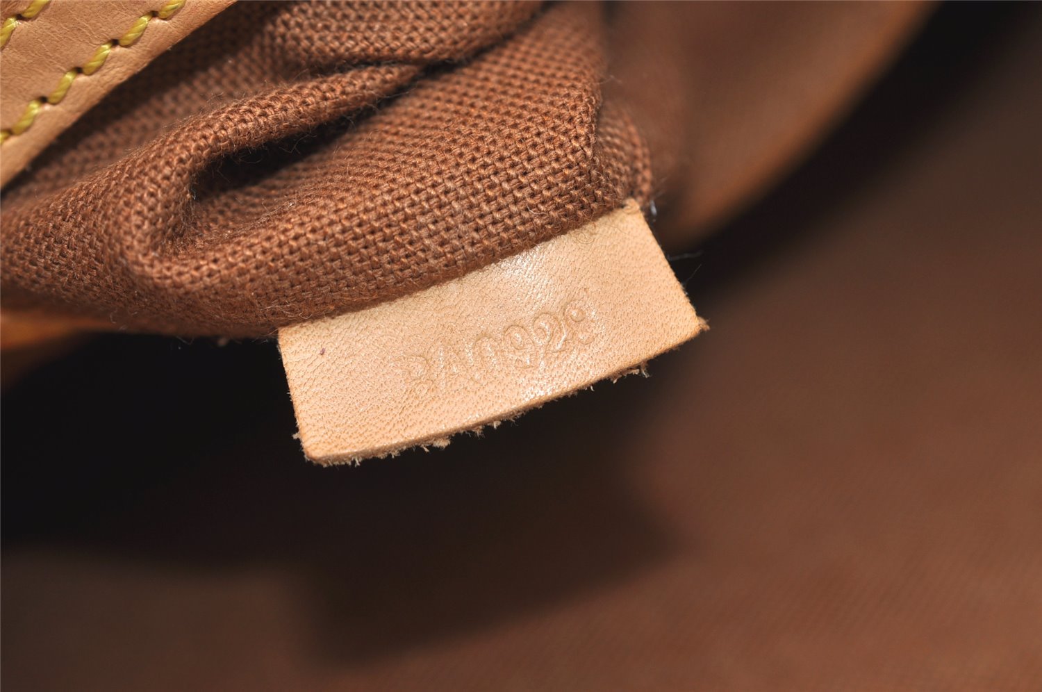 Authentic Louis Vuitton Monogram Alma Hand Bag Purse M51130 LV 5177J