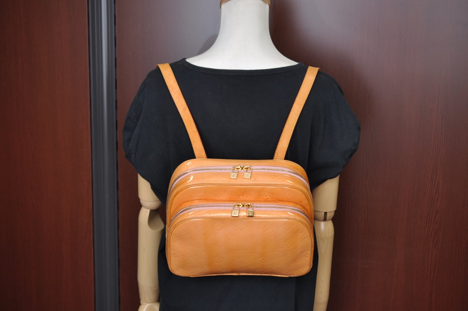 Authentic Louis Vuitton Vernis Murray Backpack Orange M91039 LV 5179I