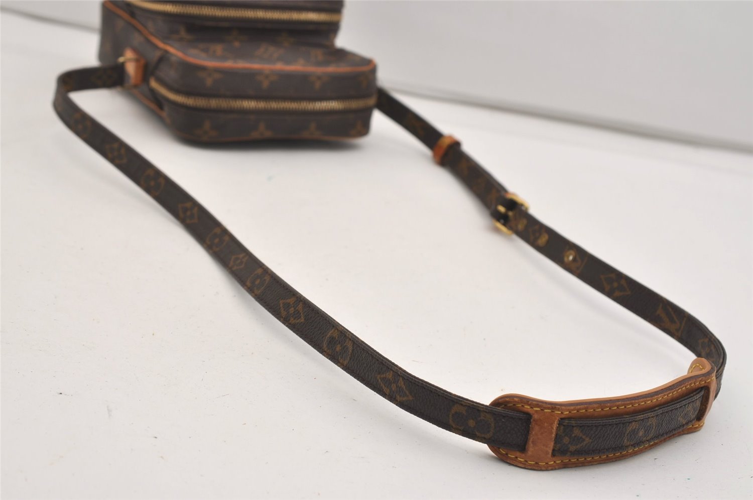 Authentic Louis Vuitton Monogram Amazone Shoulder Cross Body Bag M45236 LV 5179J