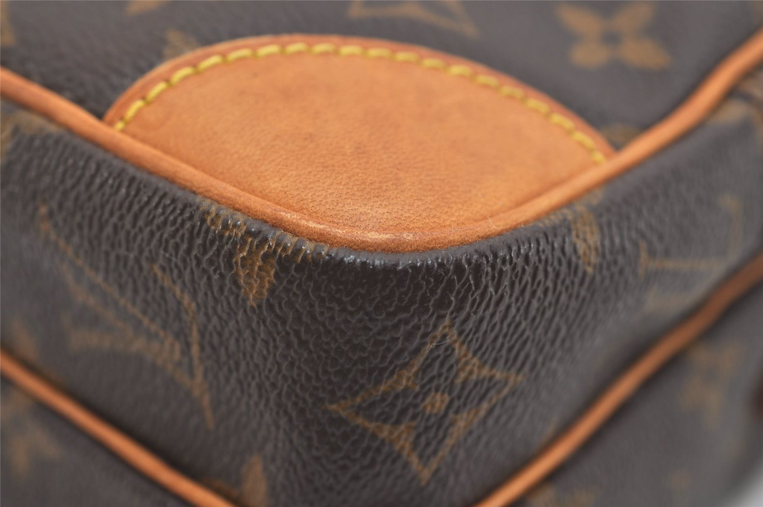 Authentic Louis Vuitton Monogram Amazone Shoulder Cross Body Bag M45236 LV 5179J