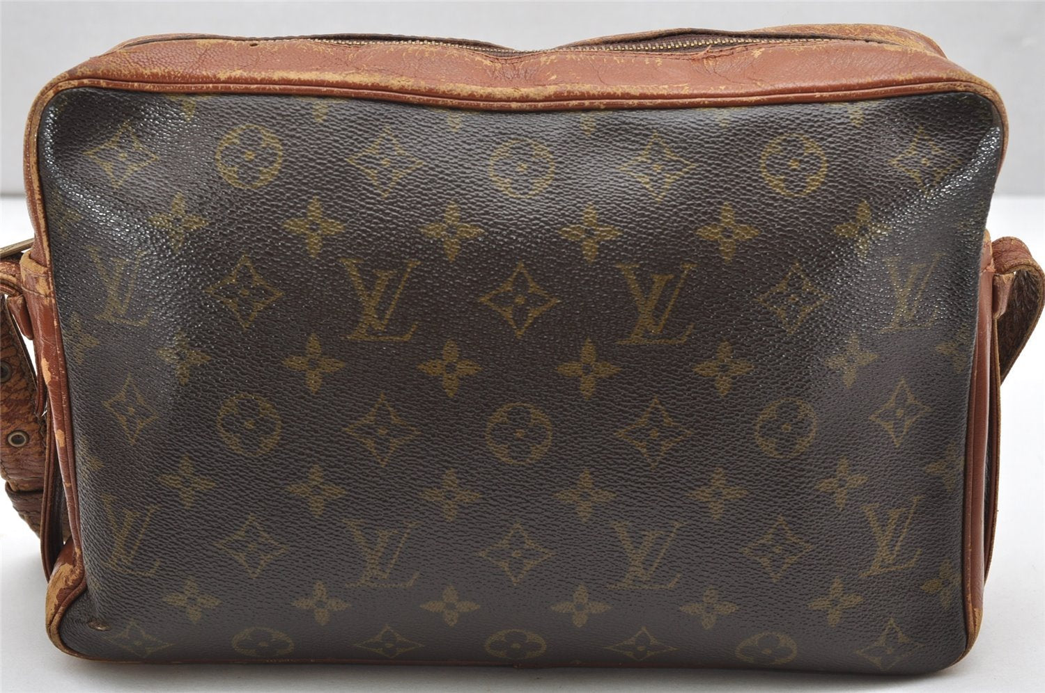 Authentic Louis Vuitton Monogram Sac Bandouliere 30 Shoulder Bag Old Model 5180K