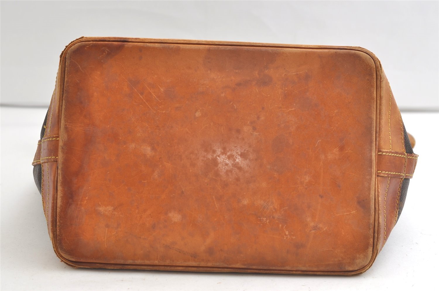 Authentic Louis Vuitton Monogram Noe Shoulder Drawstring Bag M42224 LV 5186K