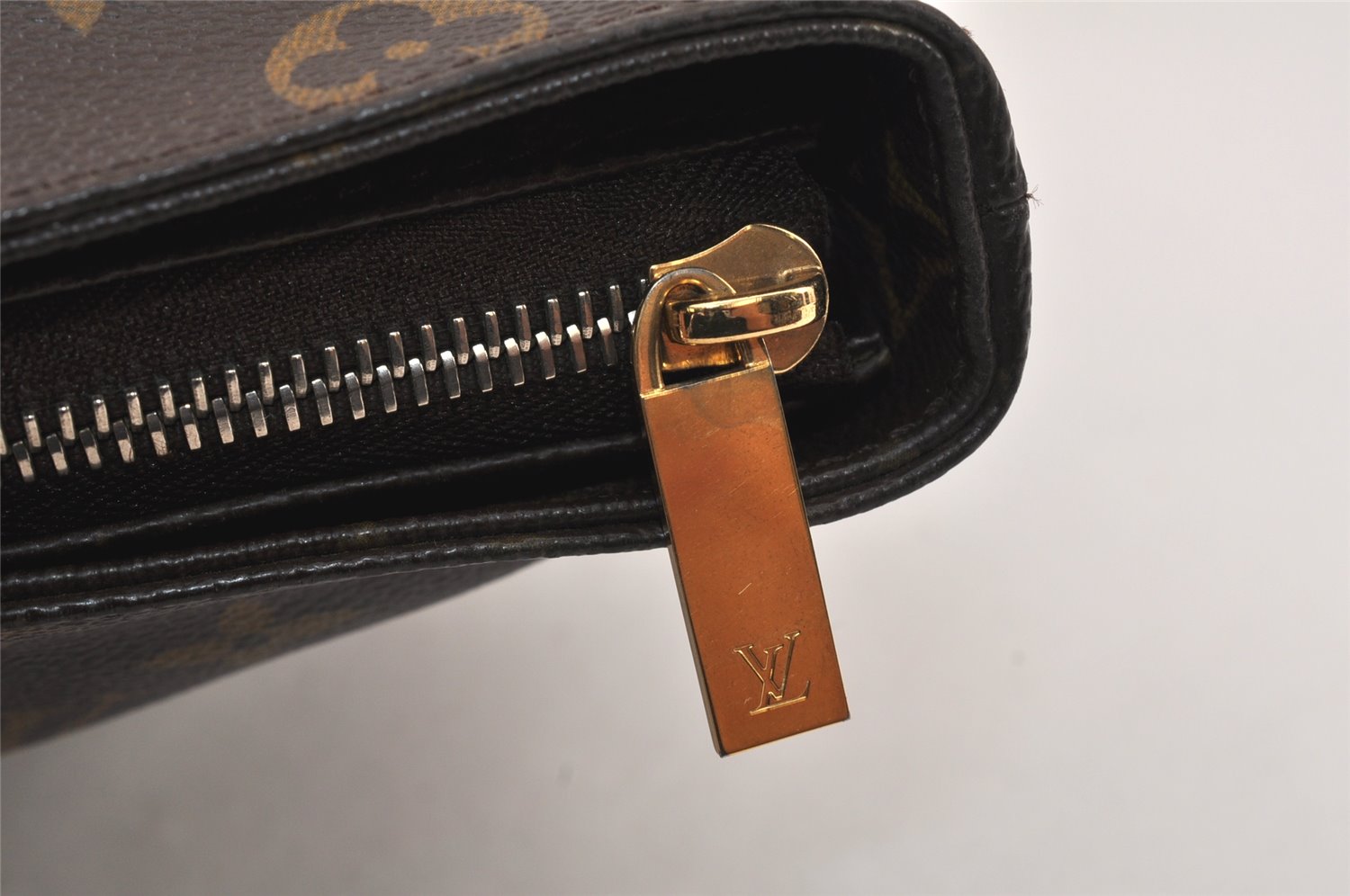 Authentic Louis Vuitton Monogram Cabas Mezzo Shoulder Tote Bag M51151 Junk 5190K