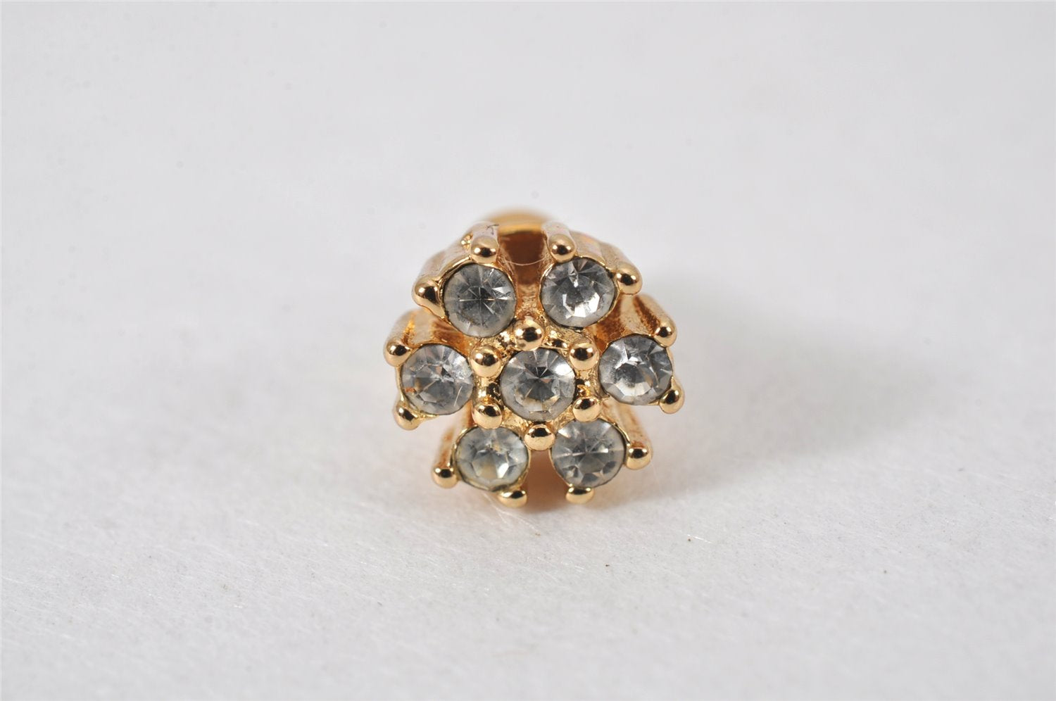 Authentic Christian Dior Vintage Earrings Rhinestone Gold Tone CD 5196K