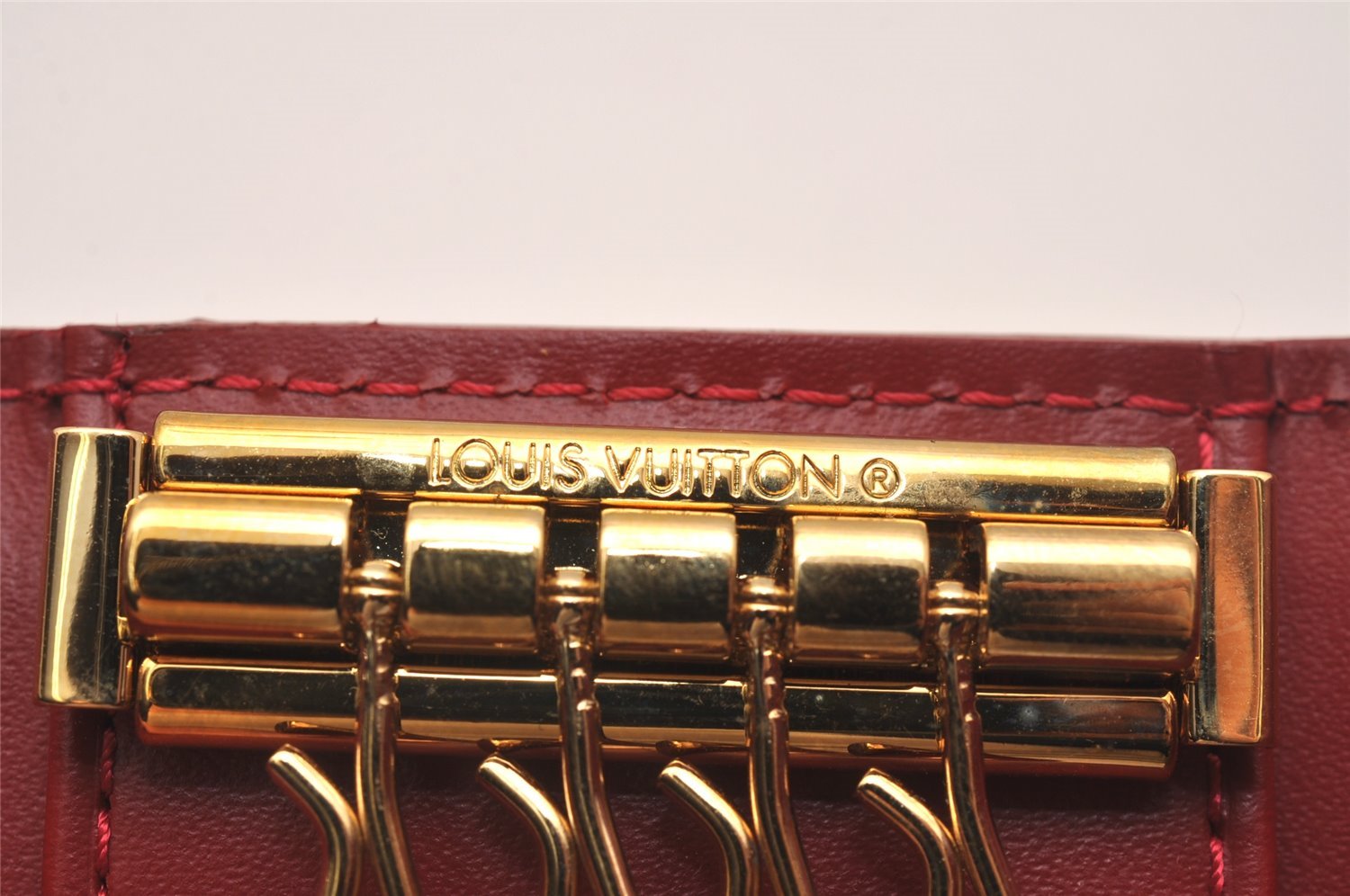 Auth Louis Vuitton Vernis Multicles 4 Four Hooks Key Case M91976 Red Box 5199J