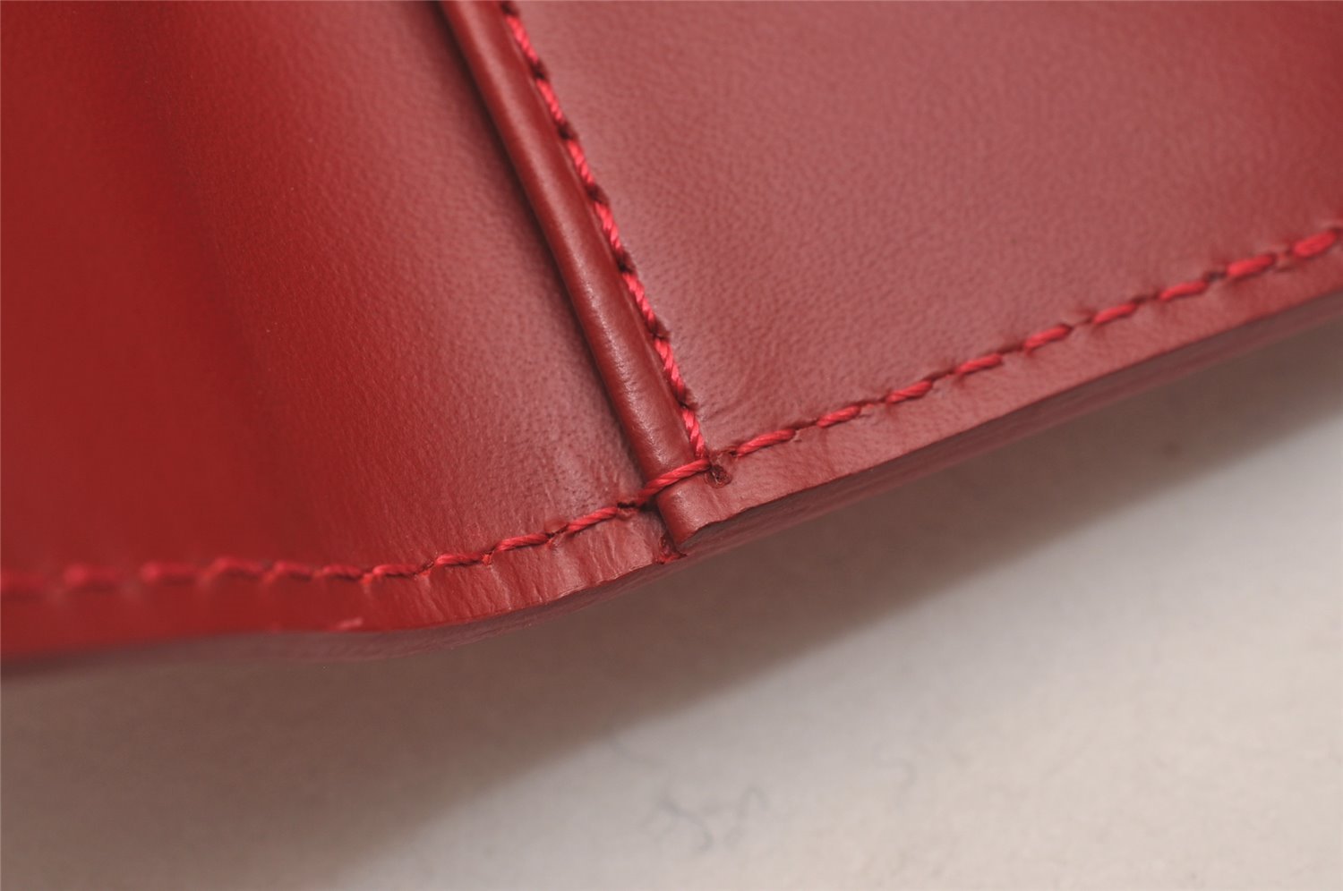 Auth Louis Vuitton Vernis Multicles 4 Four Hooks Key Case M91976 Red Box 5199J