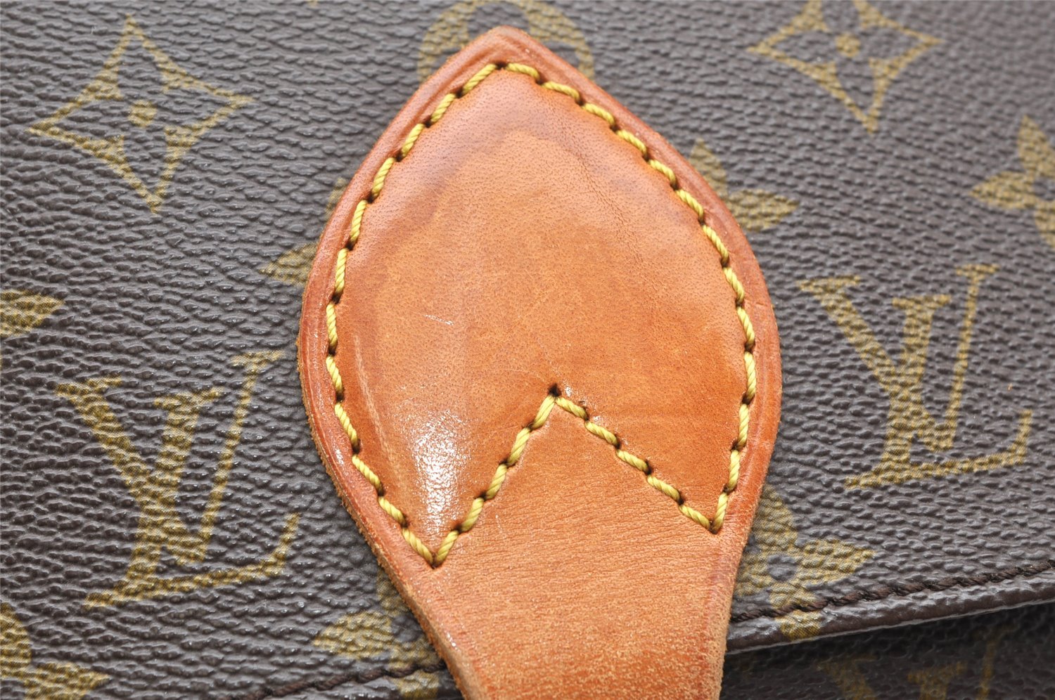 Authentic Louis Vuitton Monogram Cartouchiere GM Shoulder Bag Old Model 5199K