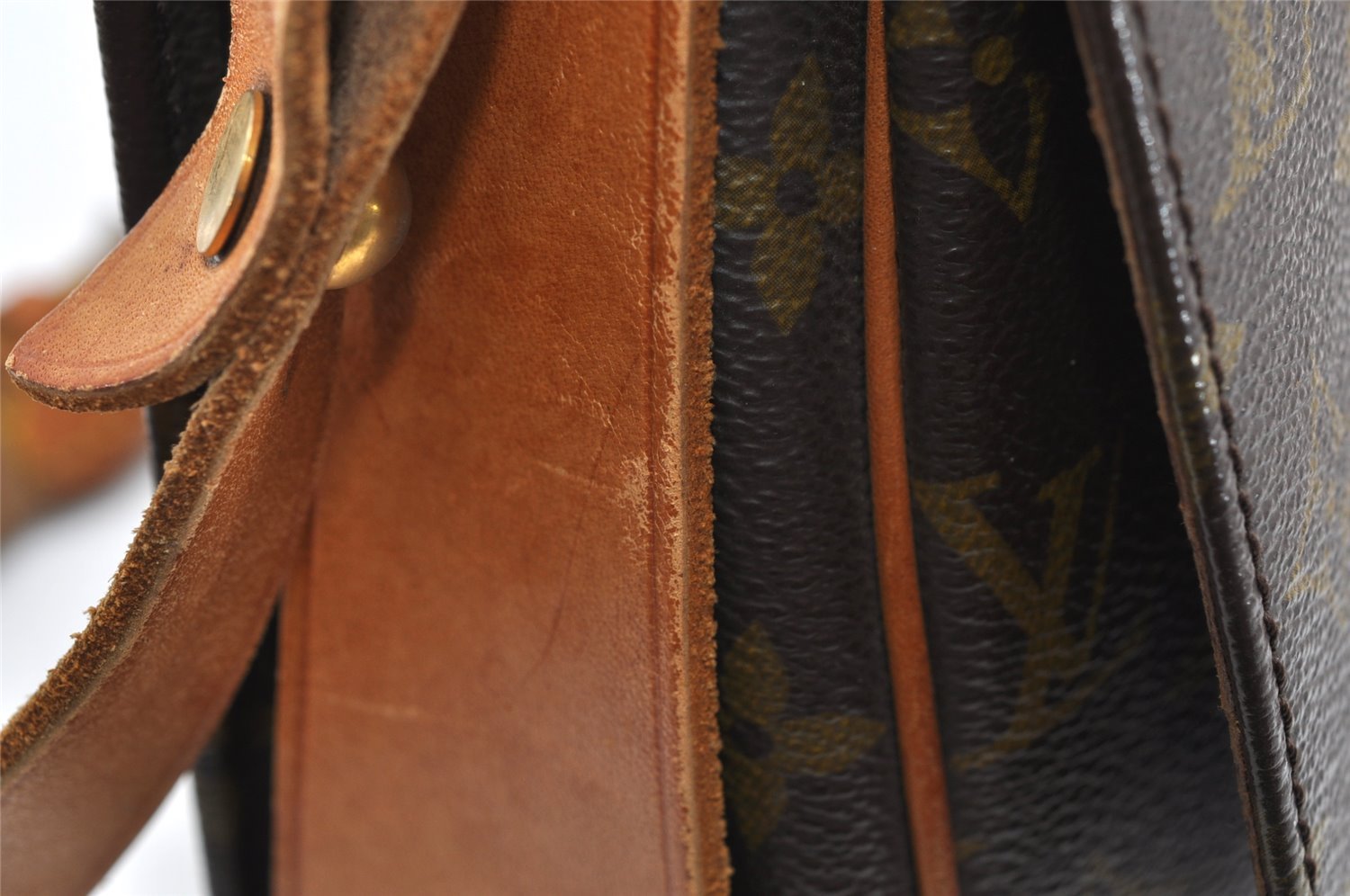 Authentic Louis Vuitton Monogram Cartouchiere GM Shoulder Bag Old Model 5199K