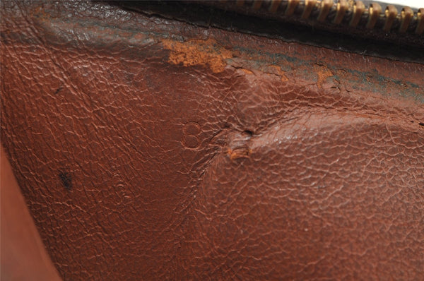 Auth Louis Vuitton Monogram Poche Toilette 26 Cosmetics Pouch Old Model LV 5205I