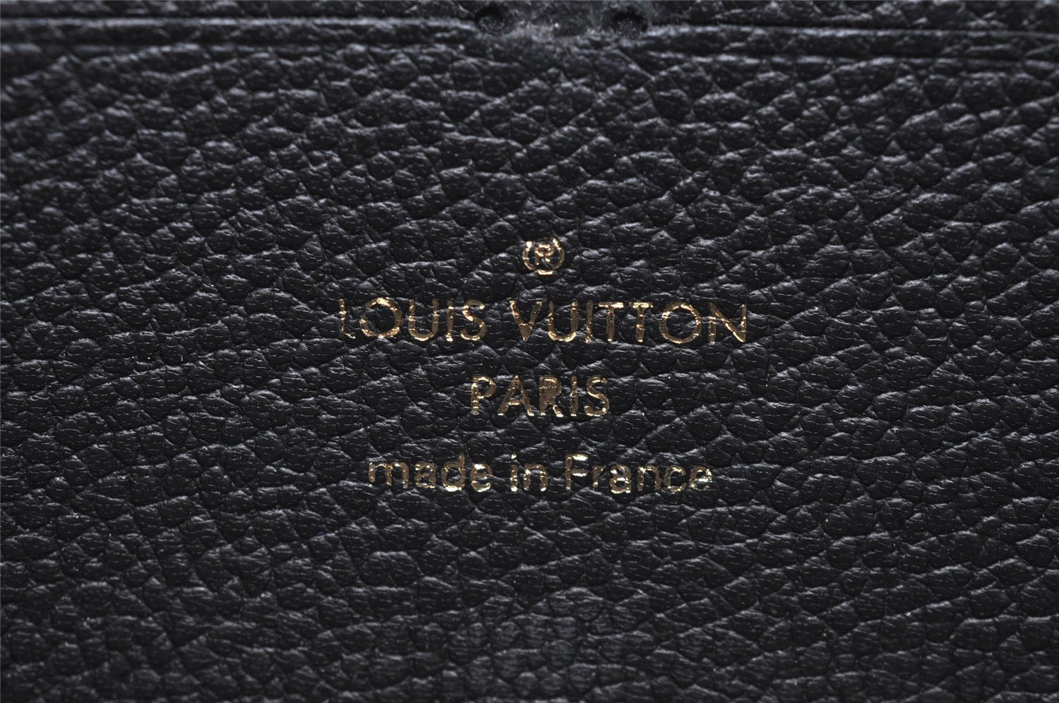 Authentic Louis Vuitton Monogram Empreinte Zippy Wallet Black M61864 LV 5207J