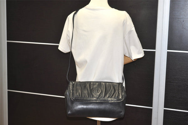 Authentic GUCCI Vintage Shoulder Cross Body Bag Purse Leather Black 5210I