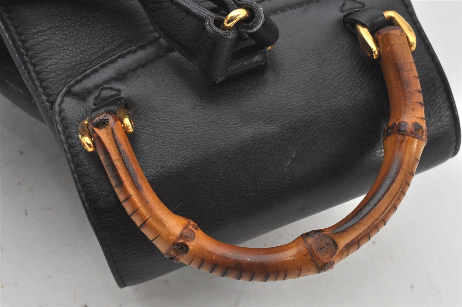 Authentic GUCCI Vintage Bamboo Drawstring Backpack Purse Leather Black 5211K